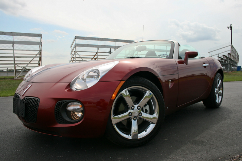 Illustration for article titled 2009 Pontiac Solstice GXP: Last Drive